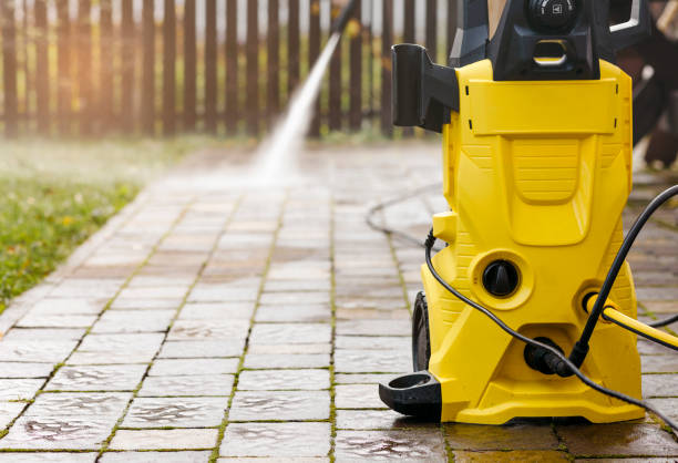 Best Sidewalk and Walkway Cleaning  in Holloman Af, NM